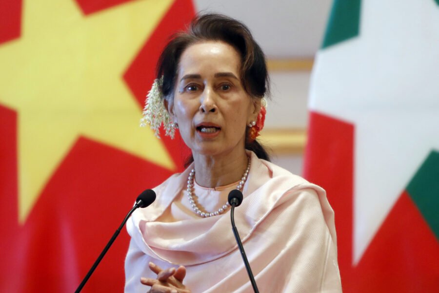 Premio Nobel de Paz condenada a 6 años de cárcel por corrupción