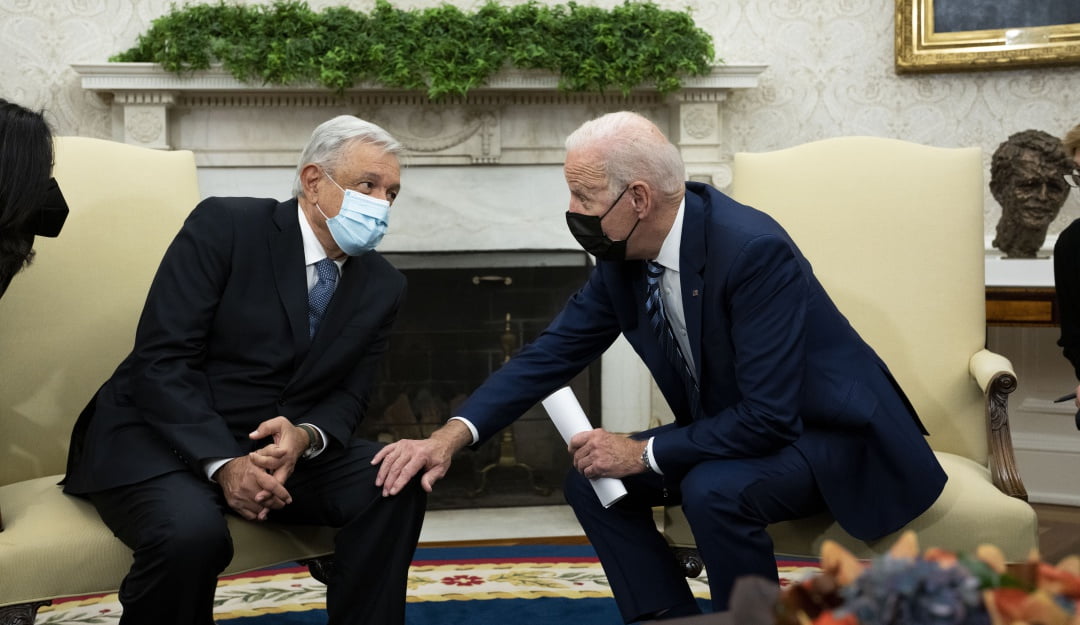 AMLO y Biden discutieron sobre políticas migratorias en llamada