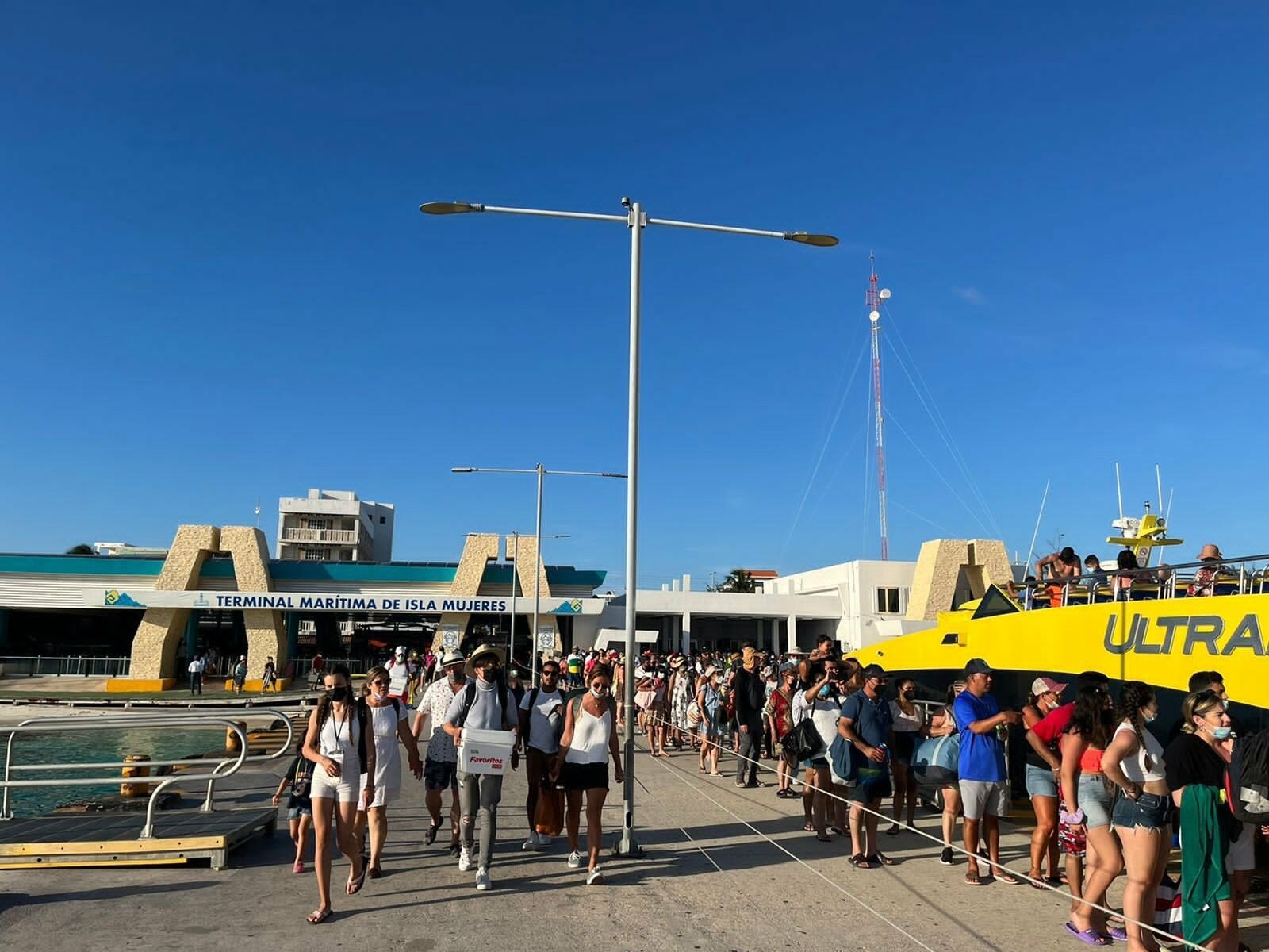 615 mil pasajeros se movilizaron vía marítima en Q. Roo en Semana Santa