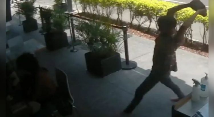 Sujeto que atacó a joven en taqueria tiene historial de agresiones