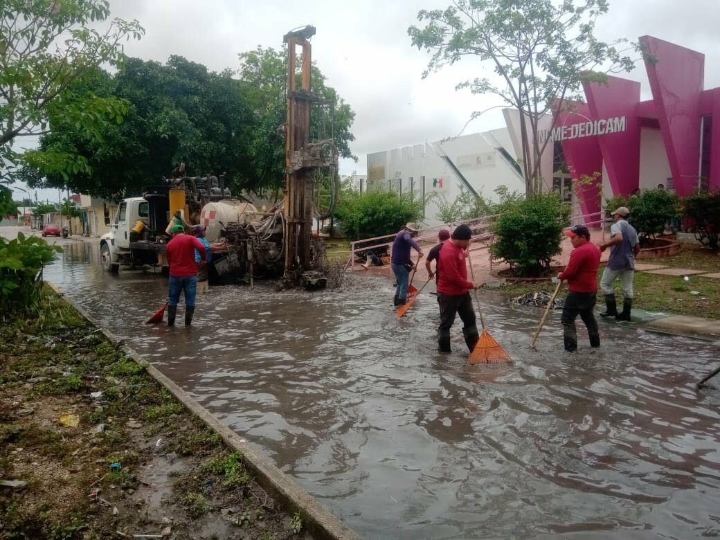 Al menos 10 zonas de Cancún con encharcamientos por lluvias