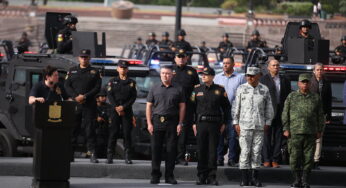 Fuerza Civil de Nuevo León recibe 100 camionetas nuevas