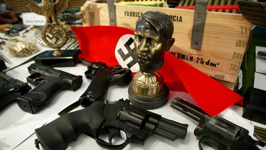 Encuentran cuartel con arsenal de Neonazis