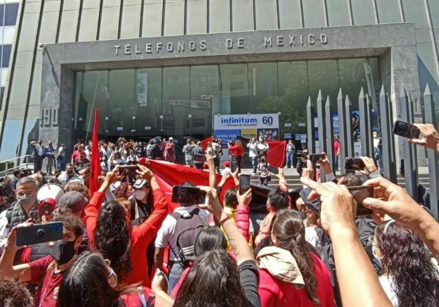 Esperamos pronta solución entre Telmex y trabajadores: AMLO