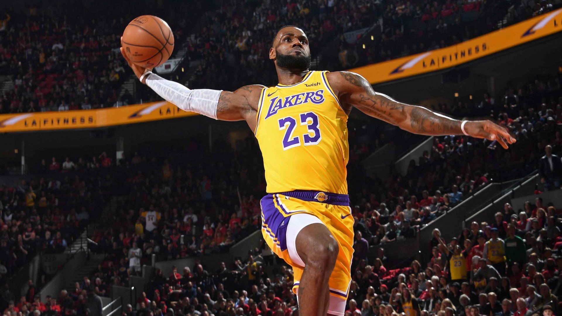 Los Lakers fichan a nuevos jugadores a bajo costo