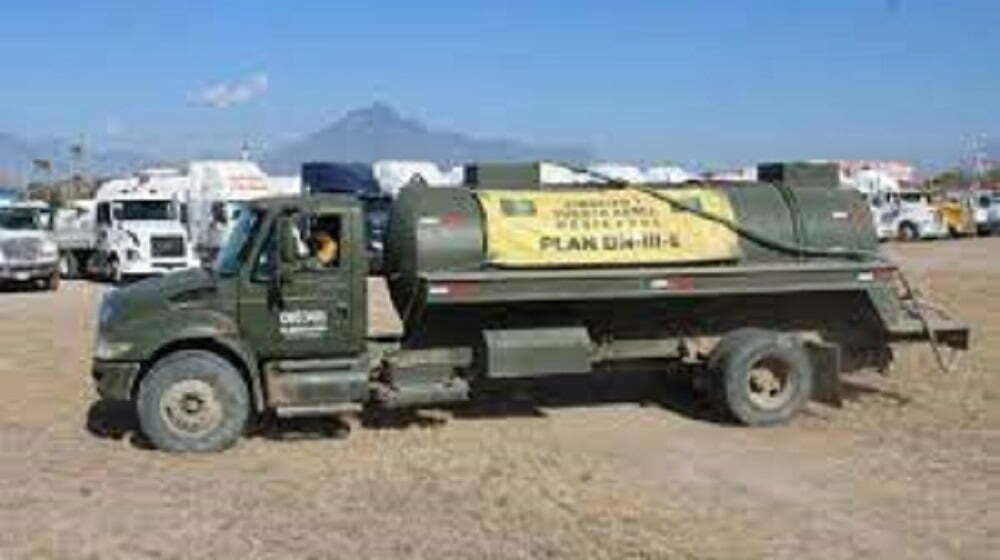 Apoya la SEDENA con 114 pipas de agua a NL