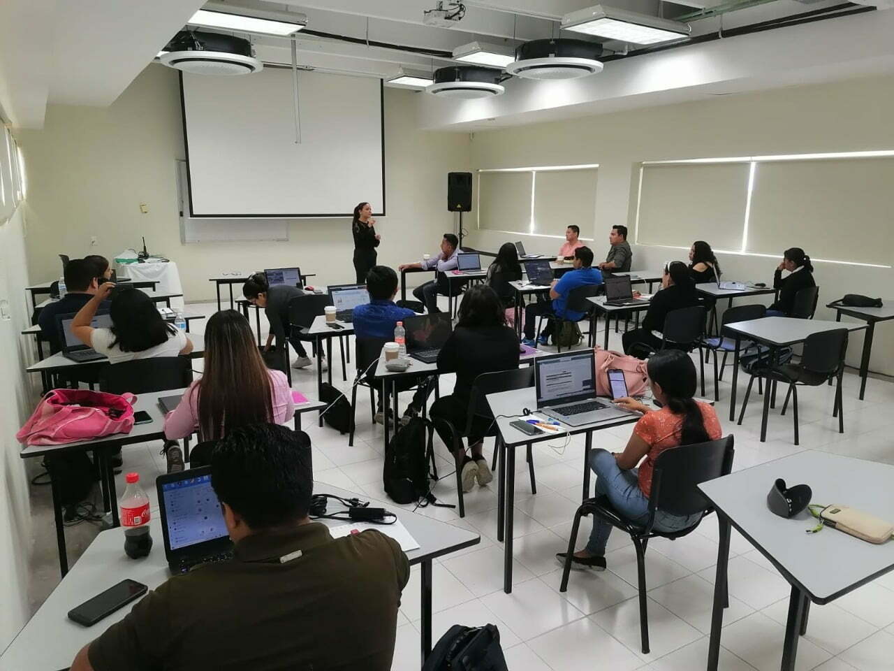 Capacita Embajada de Estados Unidos a Policías de Investigación de la FGE Quintana Roo