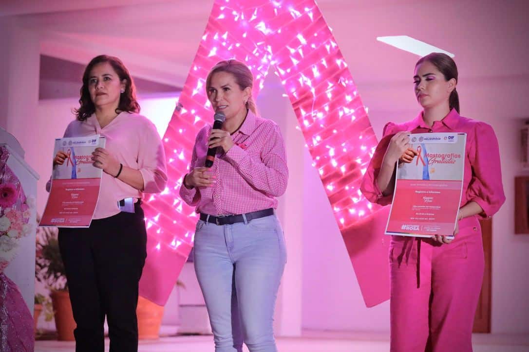 <em></noscript>Gobierno municipal por mejor servicio de salud hacia las mujeres</em>