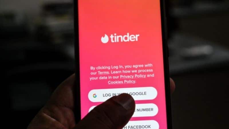 Alerta Condusef sobre estafas a través de Tinder en Q. Roo