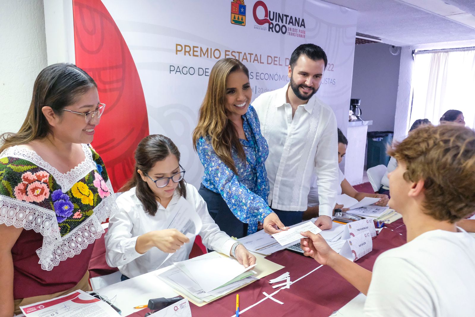 Entrega Mara Lezama el Premio Estatal del Deporte 2022