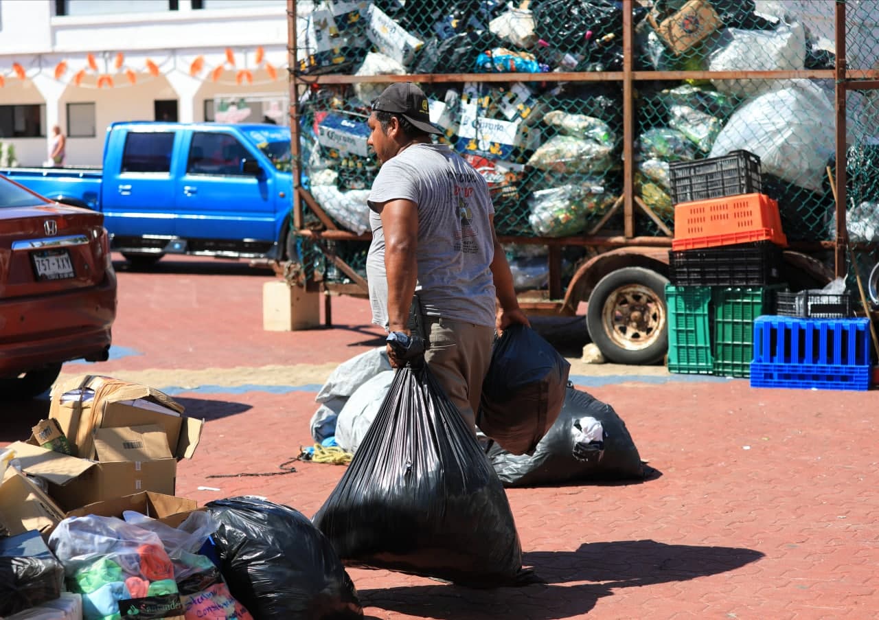 Con el “Reciclatón”, en Solidaridad se Cuida el Medio Ambiente