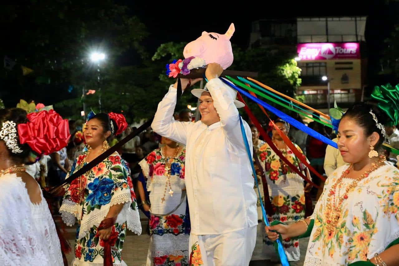 Al ritmo de la jarana, concluye 120 aniversario de Playa del Carmen