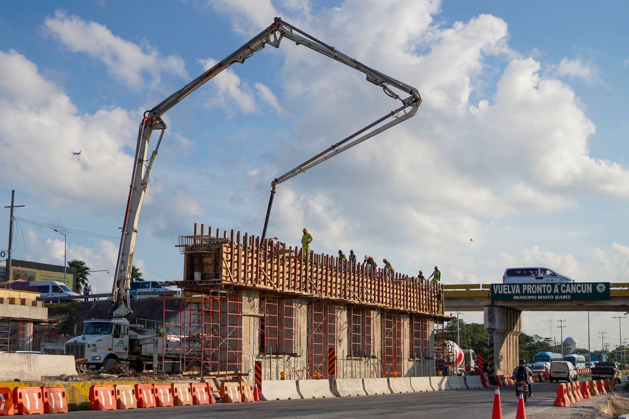 Obras de Cancún avanzan en tiempo y forma