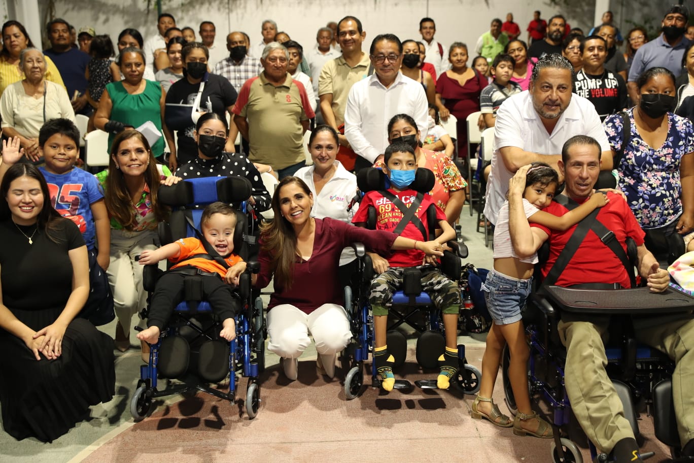 Mara Lezama impulsa acciones que le cambian la vida a la gente