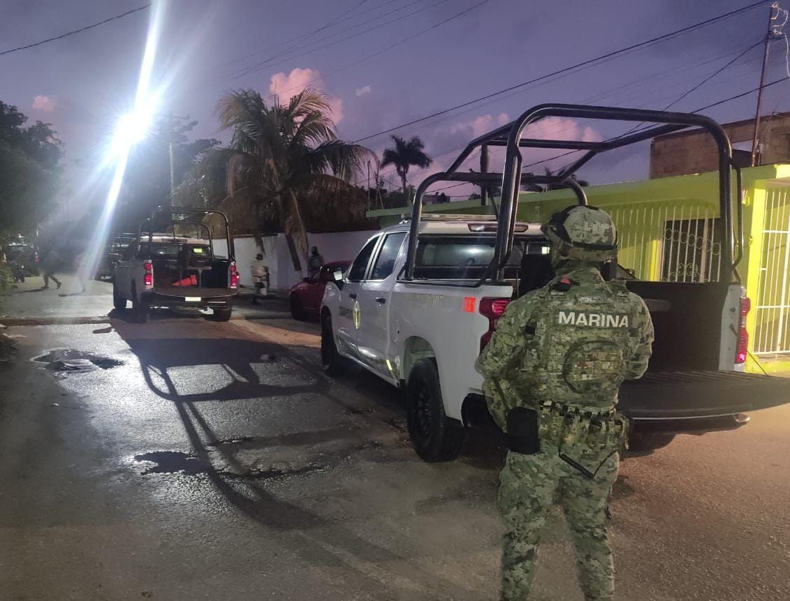 Tras cateos; detienen a cinco en posesión de armas y droga