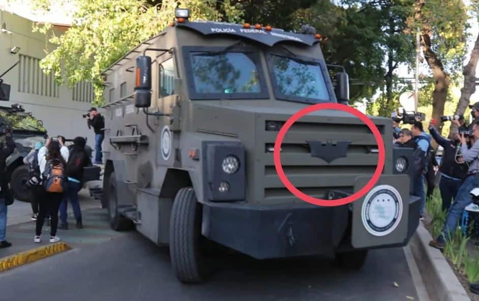 ¿Por qué la unidad de Fuerzas Especiales tiene logo de Batman?