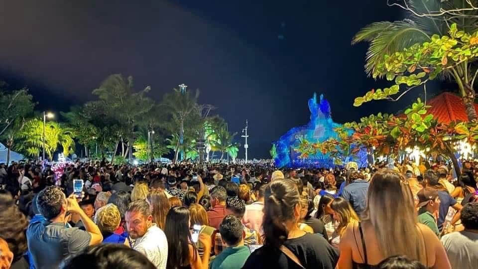 Lili Campos da la bienvenida al 2023 acompañada de solidarenses