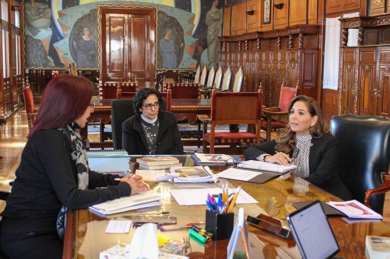 Gestiona Mara Lezama cobertura educativa de Quintana Roo