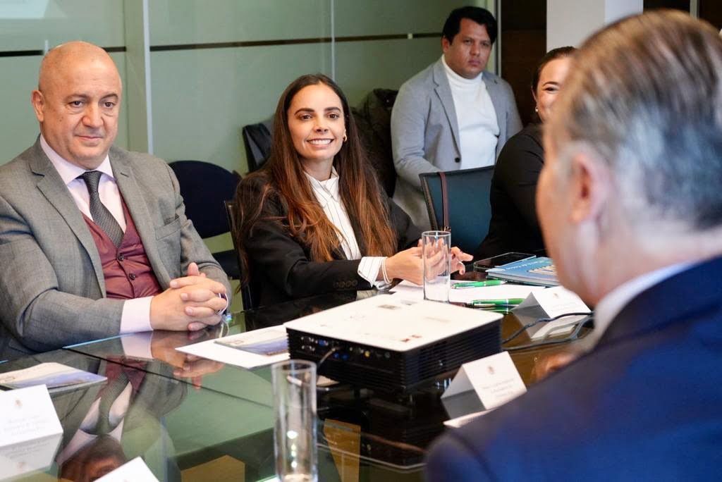 Ana Patricia Peralta fortalece la promoción de Cancún en la FITUR
