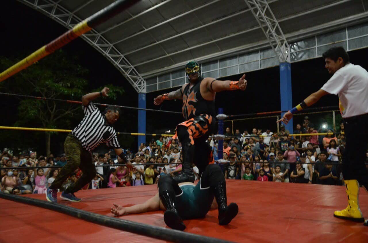 Gobierno municipal fomenta y promociona el deporte de lucha libre