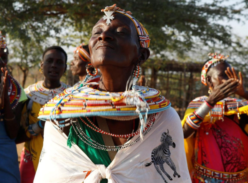 Mujeres abusadas en Kenia construyen una aldea donde no admiten hombres
