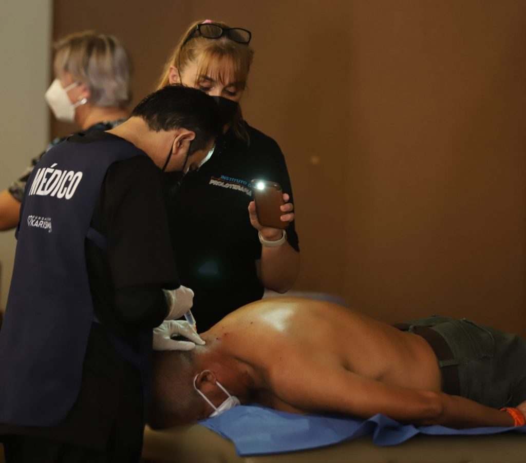 DIF Puerto Morelos y Fundación Karisma fortalece acciones en favor de la salud e integridad de los portomorelenses.