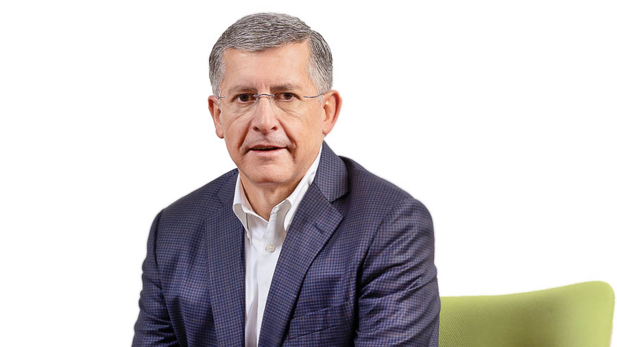 CEO de Femsa es diagnosticado con cáncer de colon
