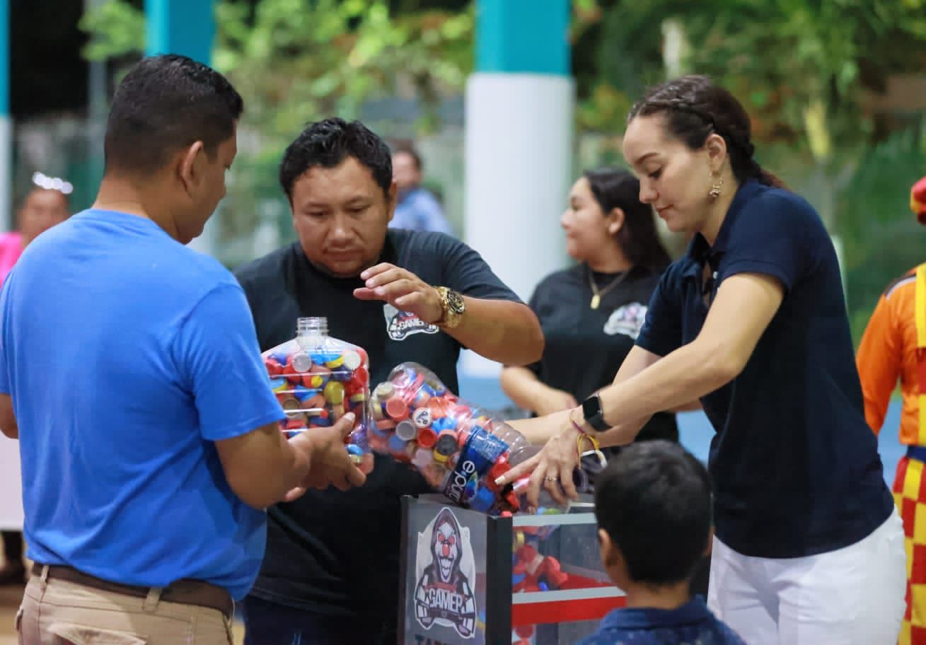 Atenea Gómez abre espacio para la juventud isleña