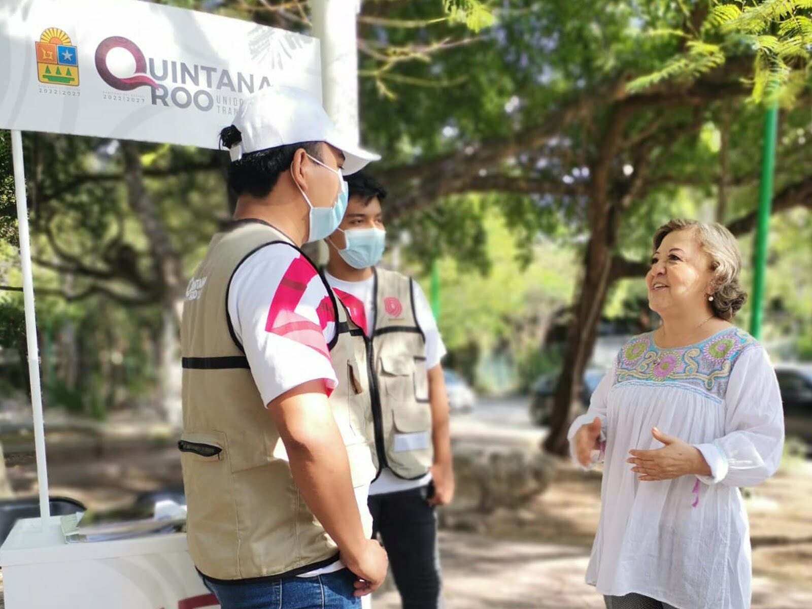 Recorre titular de SECOES oficinas estatales en Benito Juárez