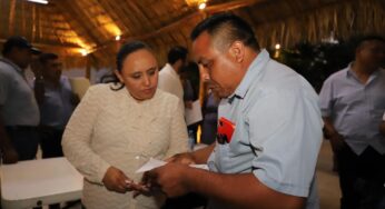 Encabeza Cristina Torres reunión con autoridades comunitarias