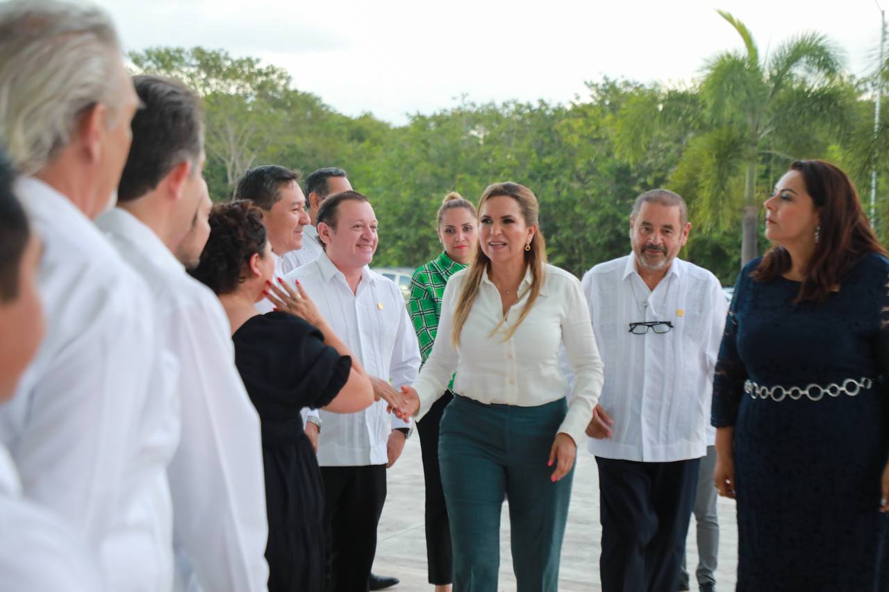 Reconoce Lili Campos labor de colegios de arquitectos e ingenieros