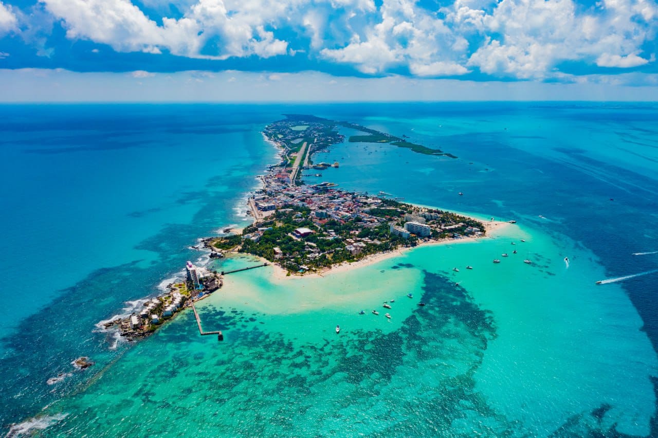 Isla Mujeres nominado a los<strong></noscript> I Premios Mágicos por Excelencias</strong>