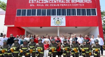Con millonaria inversión fortalecen y equipan a bomberos de Cancún