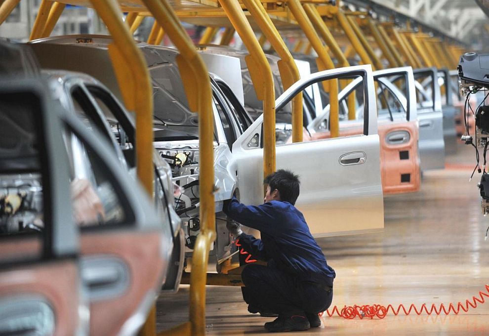 UE prohíbe venta de autos que emitan CO2 a partir de 2035