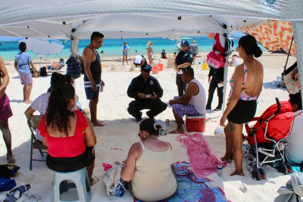 Puerto Morelos la Secretaría de Seguridad Pública y Tránsito inician recorridos de vigilancia en restaurantes, negocios y centros de hospedaje