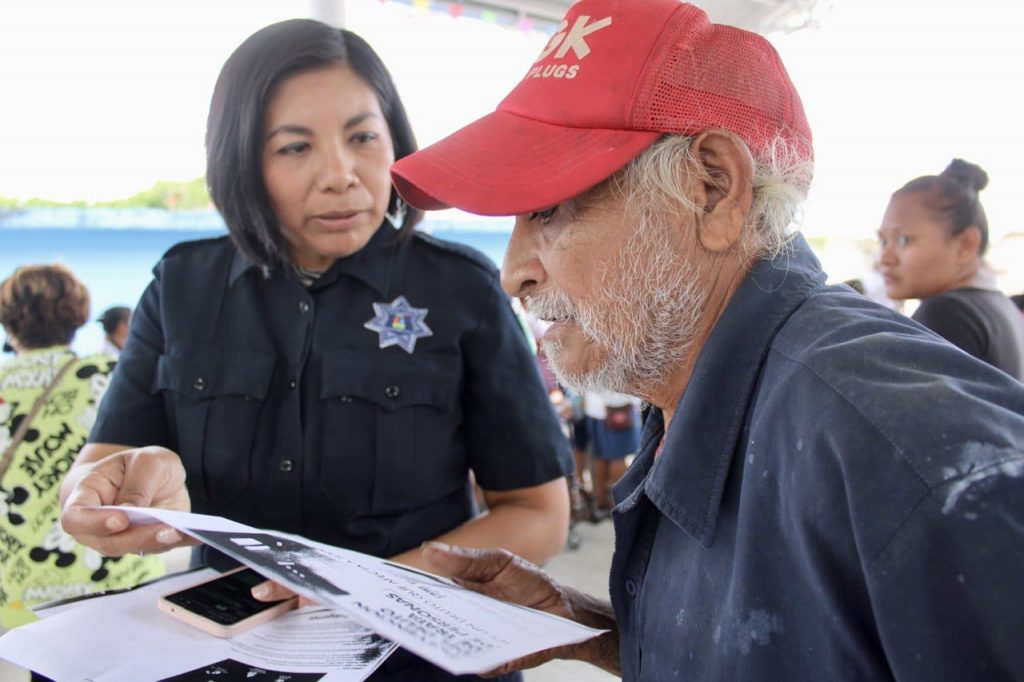 Puerto Morelos imparte pláticas para prevenir la trata de personas, para preservar la paz y garantizar la seguridad.