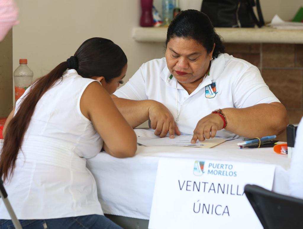 Puerto Morelos rinde frutos la campaña para la regularización de negocios de bajo riesgo para el desarrollo de la economía formal.
