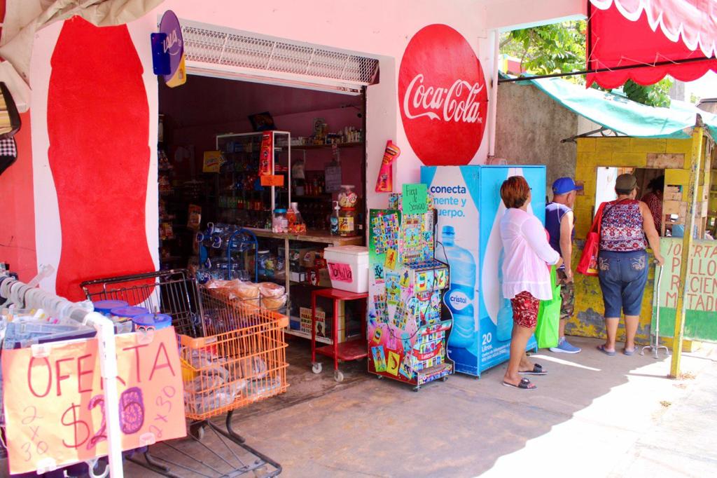Puerto Morelos rinde frutos la campaña para la regularización de negocios de bajo riesgo para el desarrollo de la economía formal.