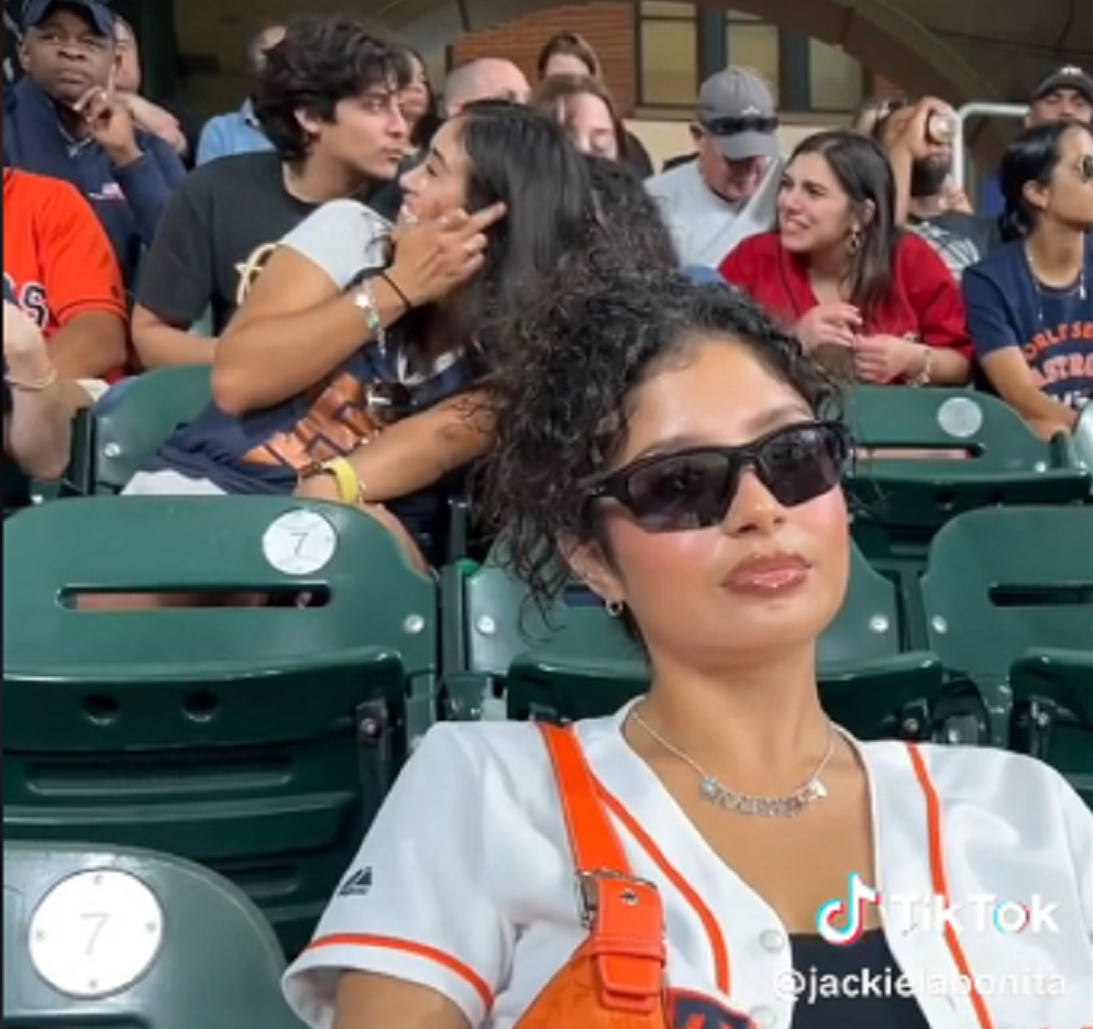 VIRAL | Jovenes hacen bullying a Tiktoker mientras grababa video