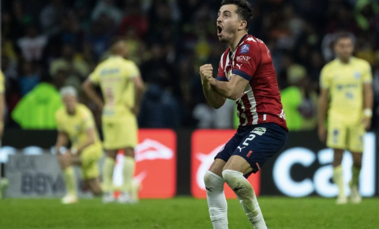 Chivas eliminó al América en el Azteca y pasa a la final