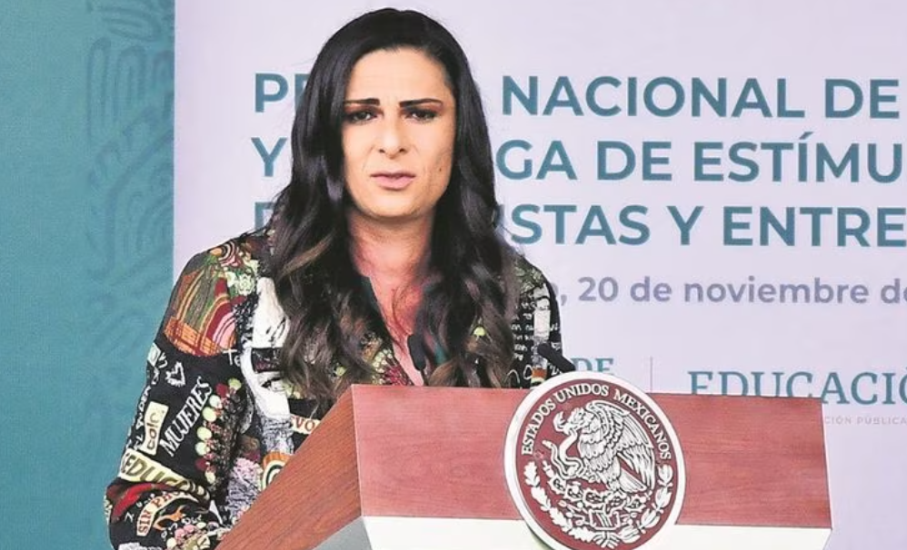 “Si tienen conflictos con los calzones, que se los quiten”: Ana Guevara