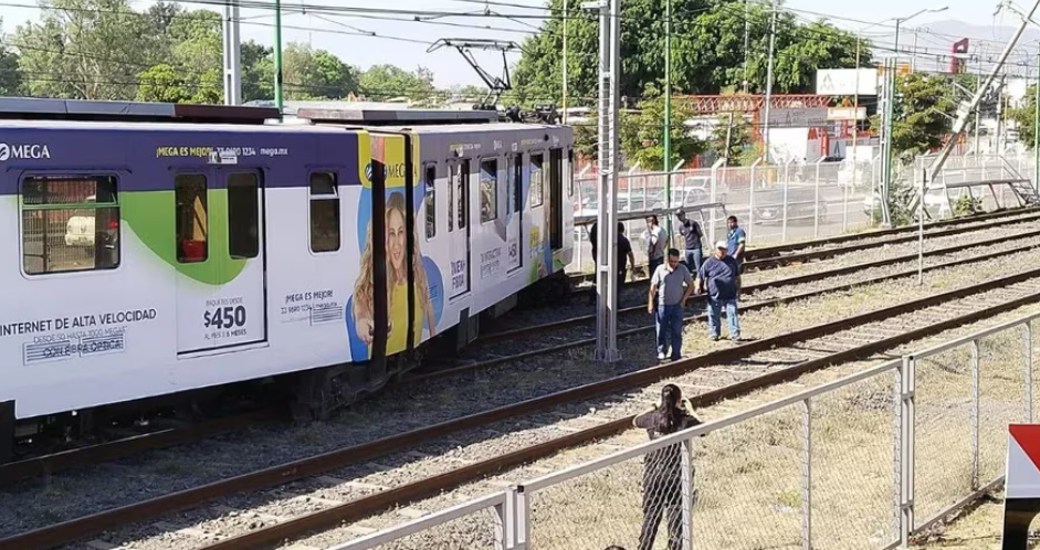 Se descarrila Tren Ligero en Jalisco