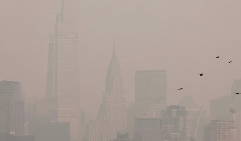 EU en estado de alerta por incendios forestales de Canadá