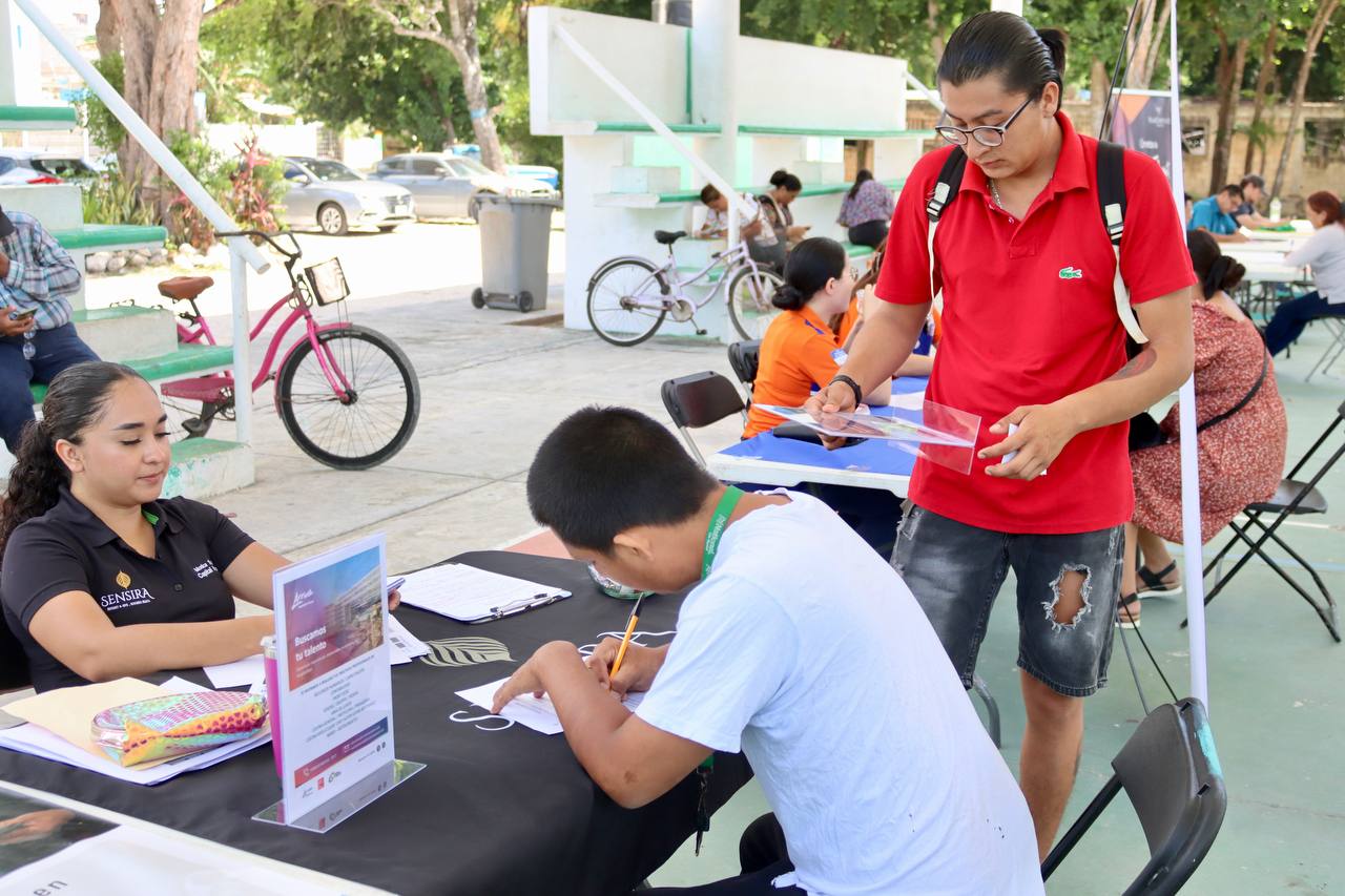 Ofertan más de 300 vacantes en feria del empleo “Contráta-Te en Puerto Morelos”