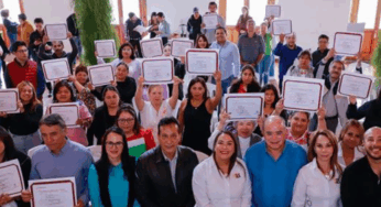Entregan constancias de Registro Nacional de Turismo en Zacatlán