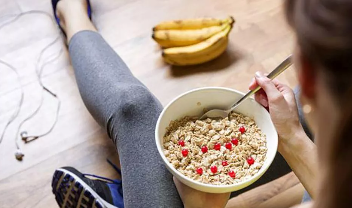 Qué alimentos son ideales antes y después del ejercicio