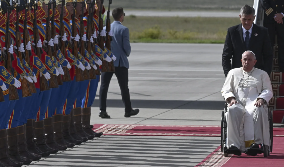 El Papa Francisco visita Mongolia