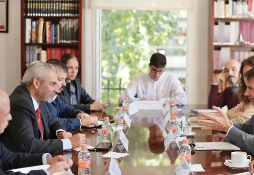 España promoverá turismo e inversión en Michoacán