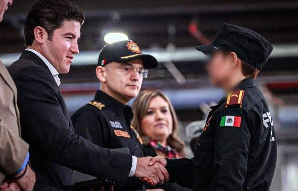 Reconocen a 487 elementos de la Fuerza Civil en Nuevo León