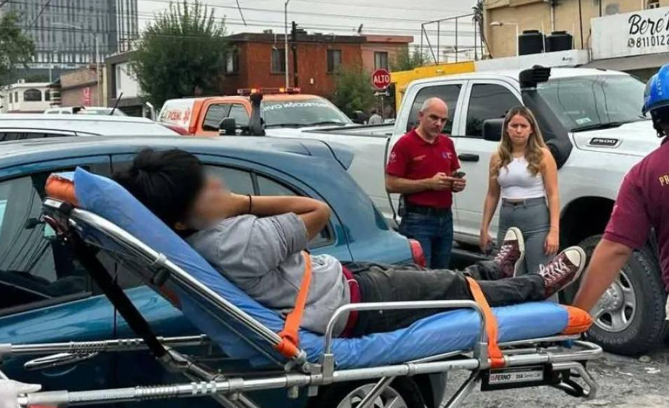 Estudiantes causan explosión en escuela de Nuevo León